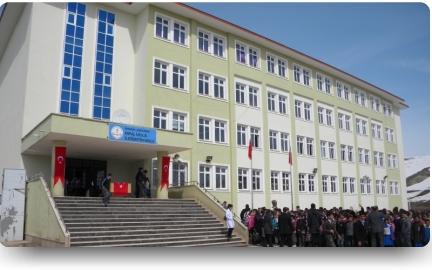 Kopal Borsa İstanbul Ortaokulu Fotoğrafı